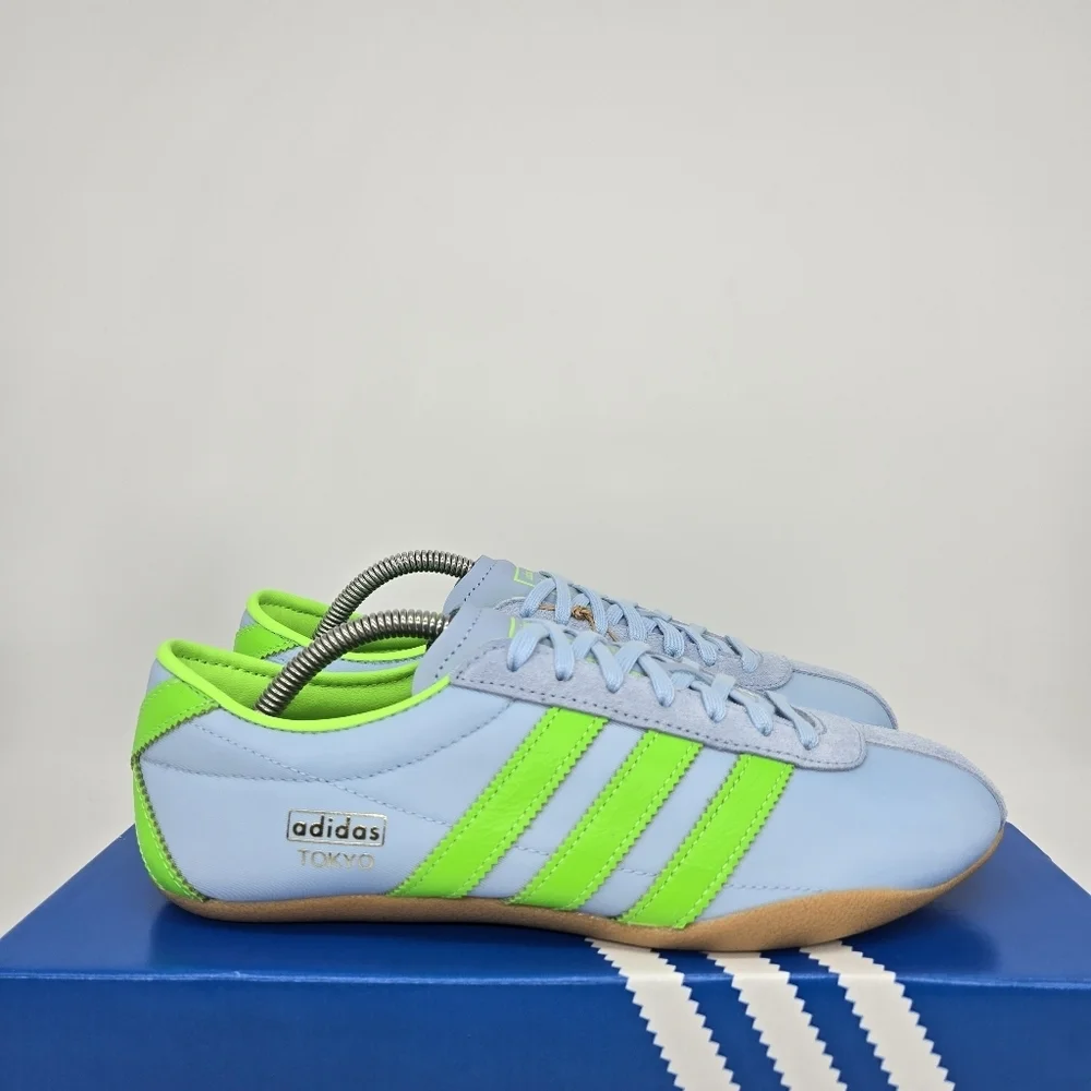 adidas Women's Tokyo JQ0582 Clear Sky Solar Green Gum Shoes Size 6 New